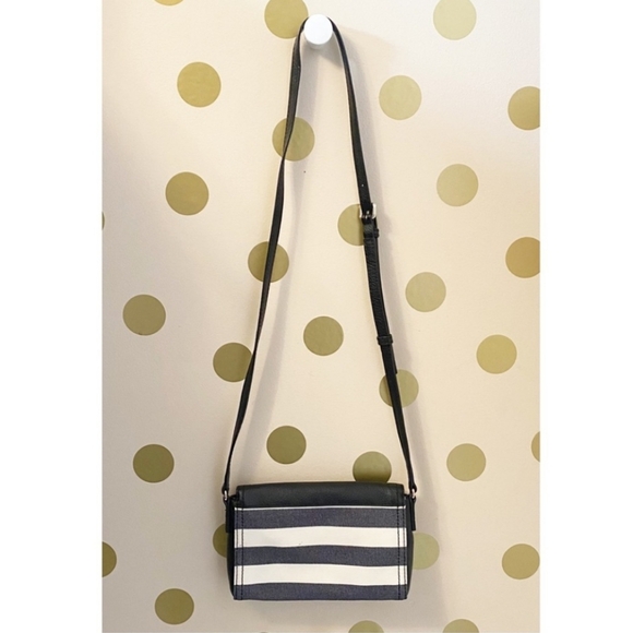 Kate Spade - Mini Cobble Hill Crossbody - Picture 5 of 11